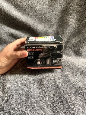 Zoom Highlight Headlight - Black with Red Accent